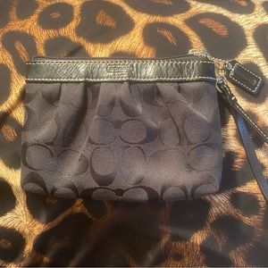 Coach black jacquard wristlet